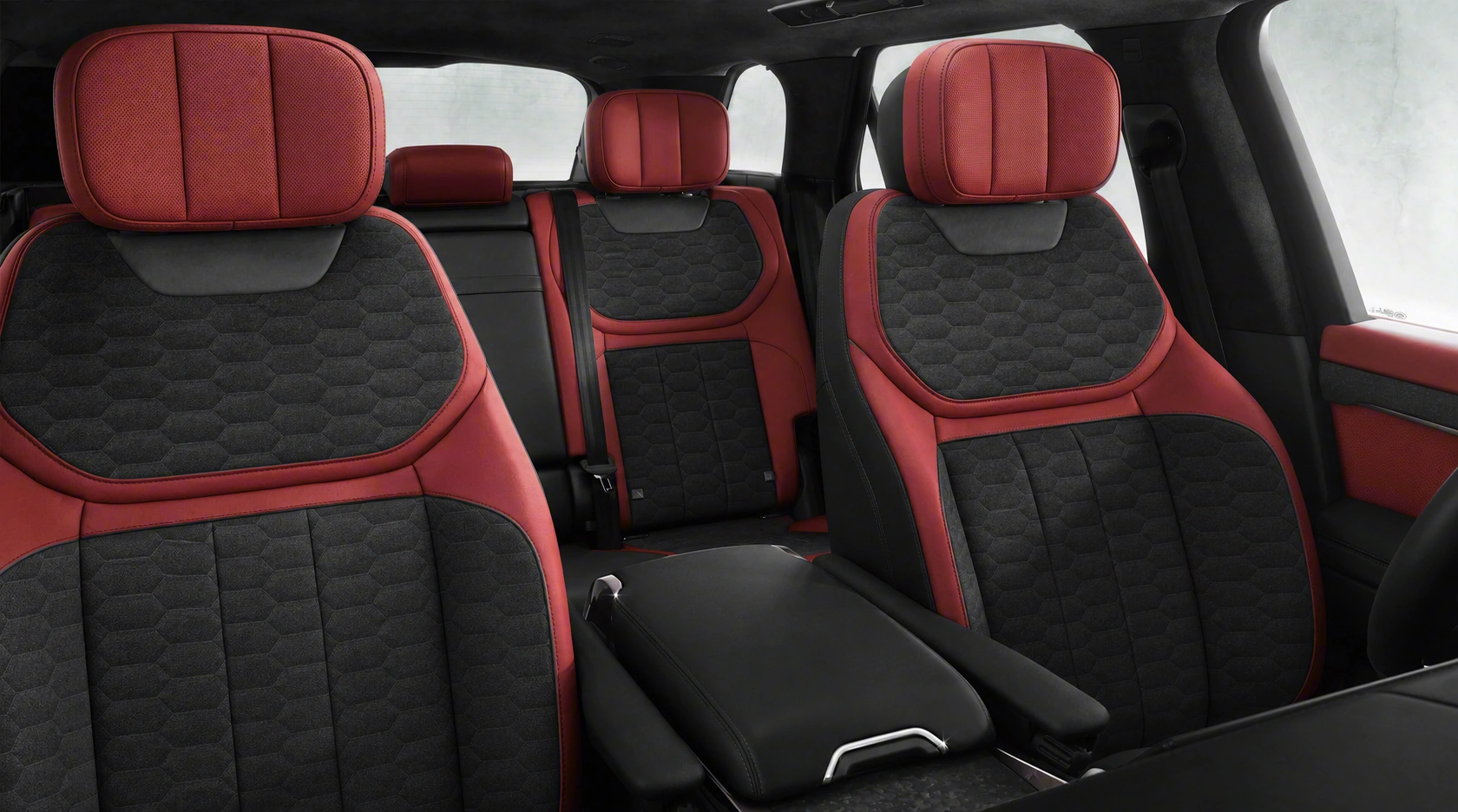 Красный спорт · соты · alcantara