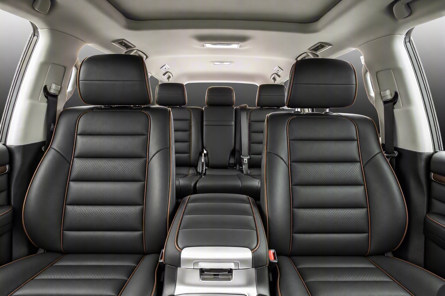 Toyota Land Cruiser 200 (J200) — дизайн-проект салона