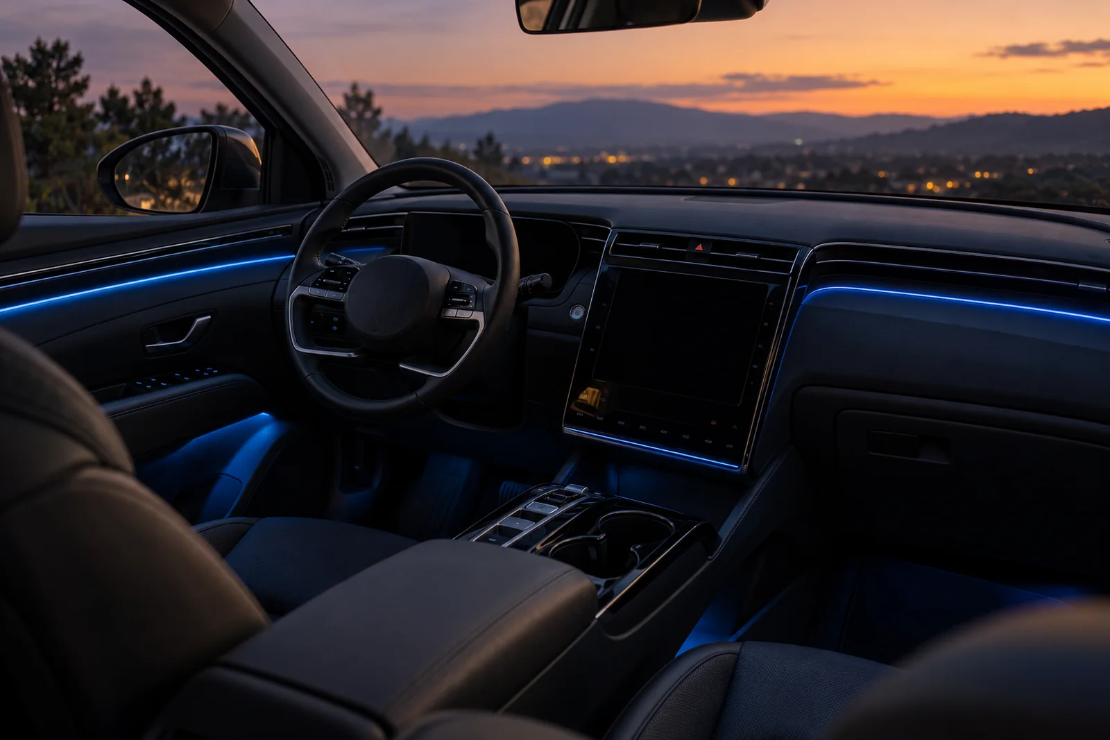 Иллюстрация: контурная подсветка вдоль панели и дверей Hyundai Tucson