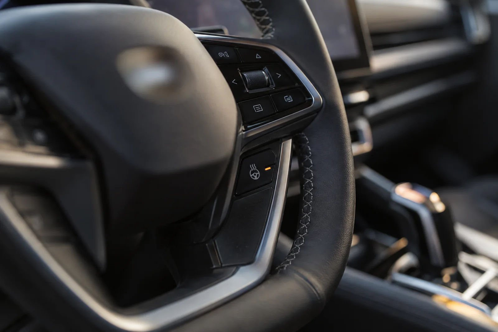 Иллюстрация: клавиша подогрева руля, Geely Cityray