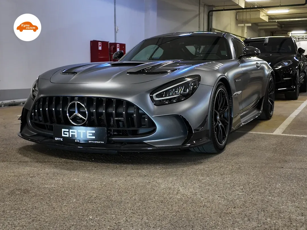 Mercedes-Benz — Mercedes-Benz AMG V8 Biturbo