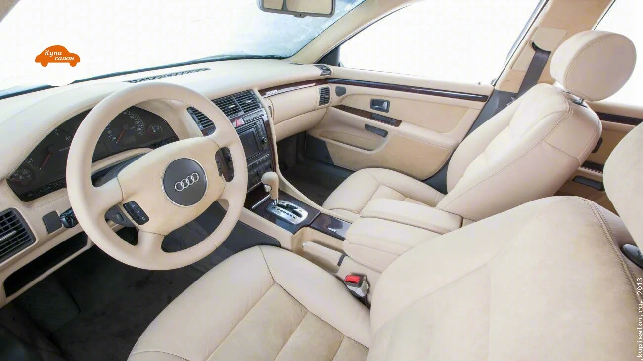Перетяжка салона Audi в бежевую кожу и алькантару. Стильный и уютный интерьер