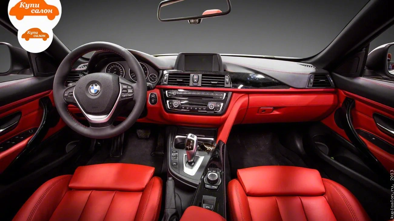 BMW 4 — Интерьер BMW с красной кожаной отделкой сидений, дверей и торпеды
