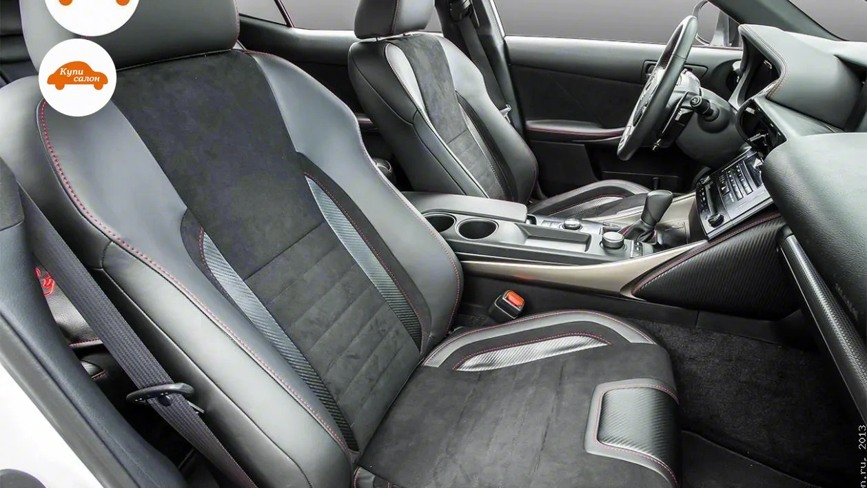 Lexus IS — Перетяжка сидений Lexus черной кожей и алькантарой с красной строчкой и карбоновыми вставками