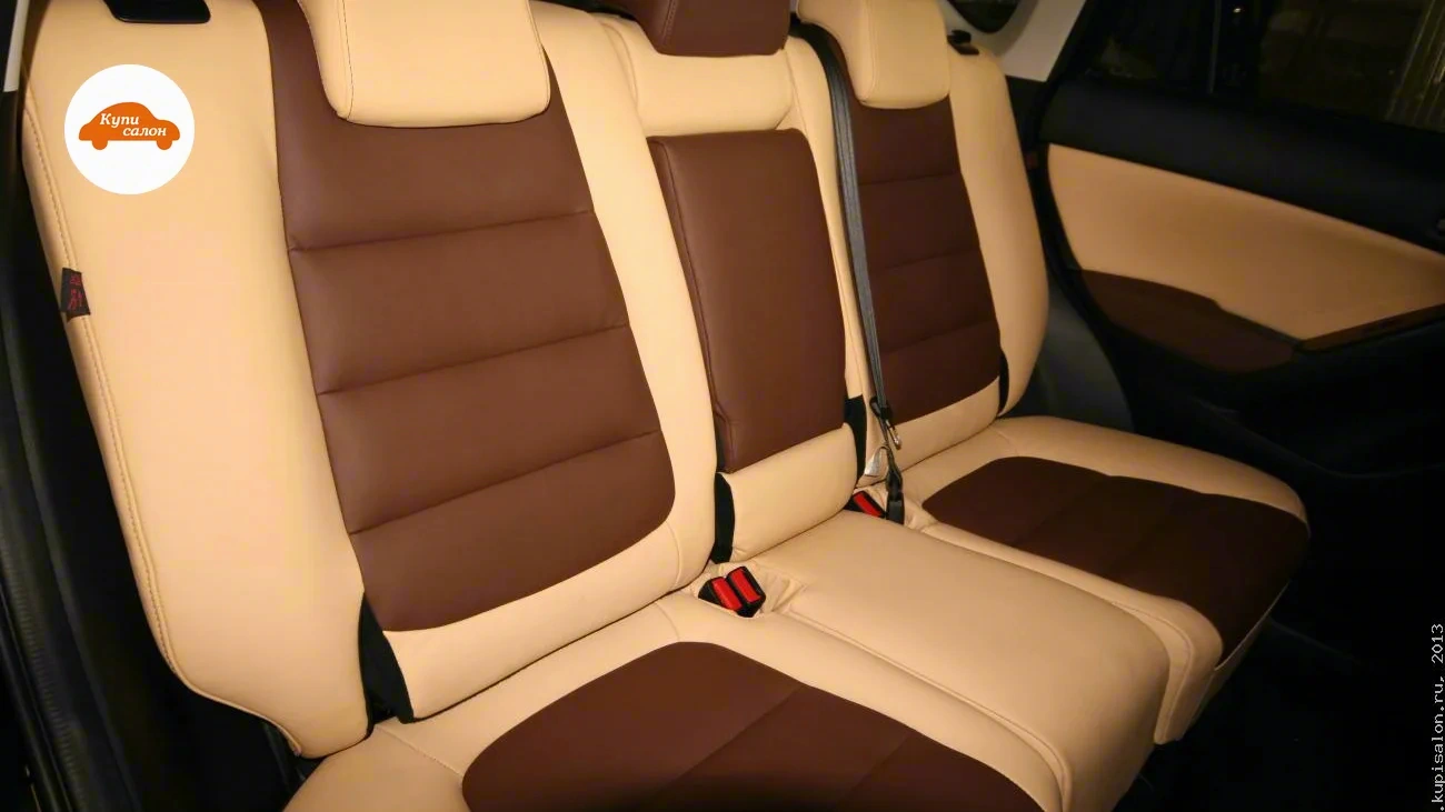 Mazda CX5 — Перетяжка заднего ряда сидений и подголовников в бежевую и коричневую экокожу