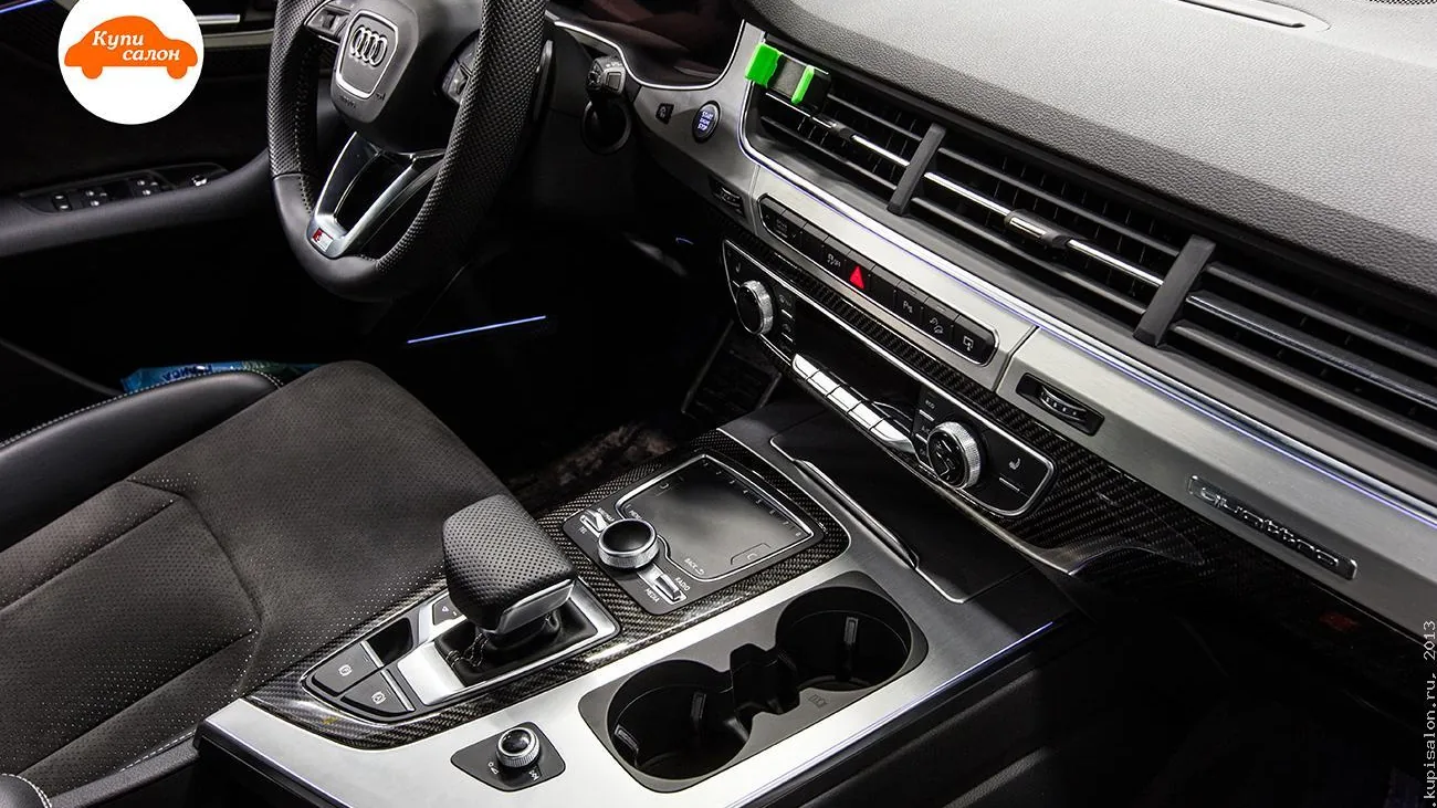 Audi Q7 — амбиентная подсветка