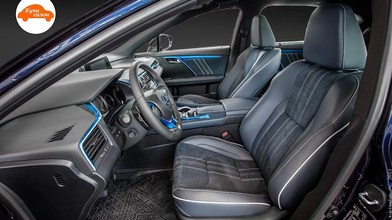 Lexus RX — амбиентная подсветка