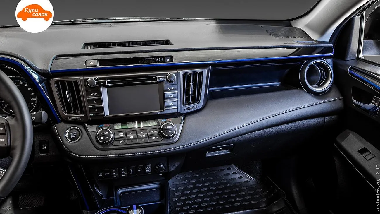 Toyota RAV4 — амбиентная подсветка
