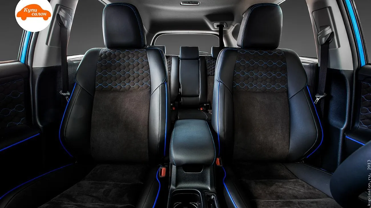 Toyota RAV4 — амбиентная подсветка