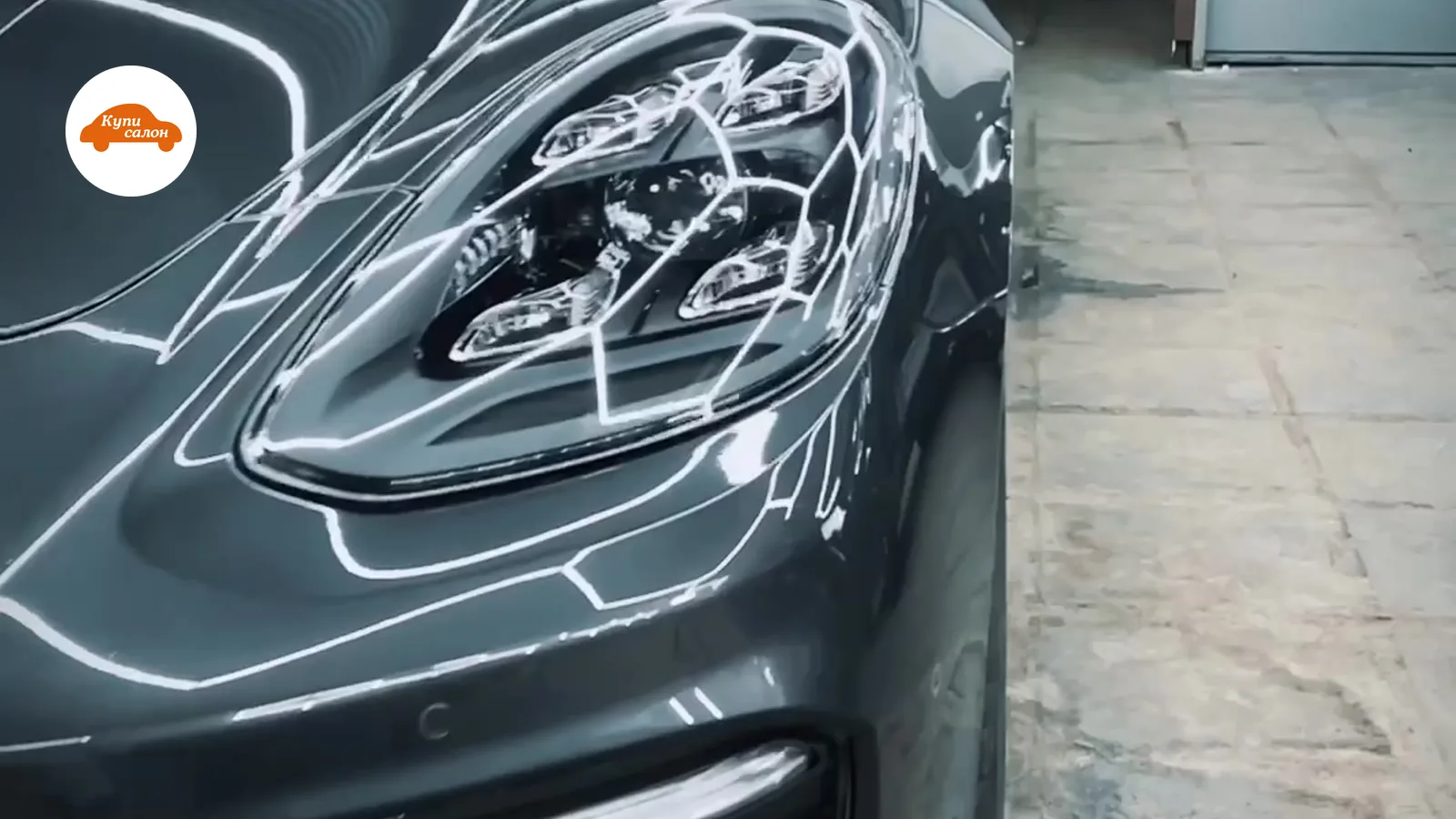 Porsche Panamera, оклейка кузова полиуретановой пленкой, серый цвет