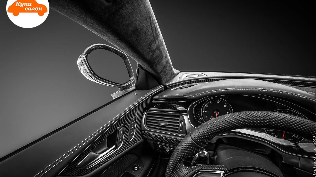 Потолок Audi RS 7 в алькантаре — приём из спортивных салонов