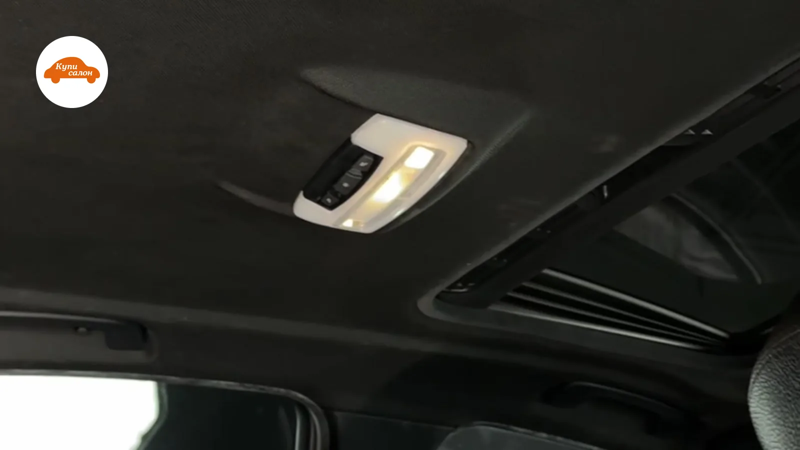 BMW 3 — перетяжка потолка