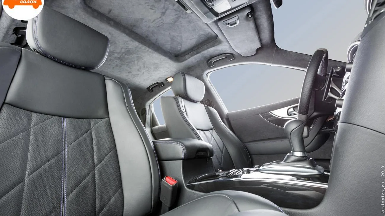 Infiniti QX70 — перетяжка потолка