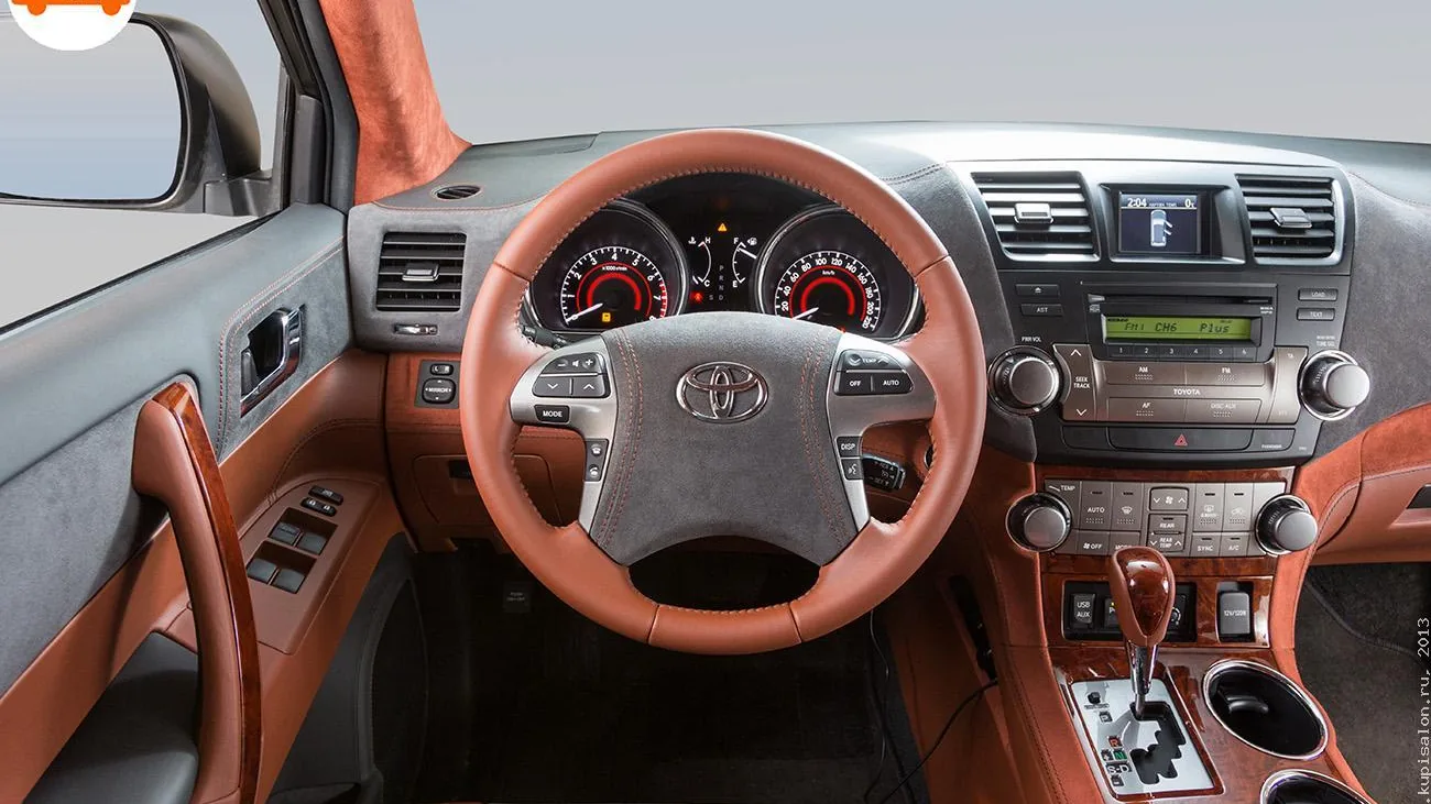 Toyota Highlander — перетяжка потолка