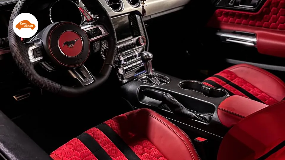 Ford — Ford Mustang — перетяжка салона