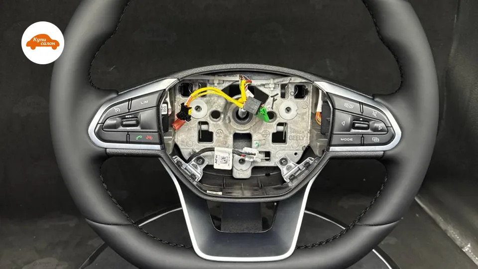 Перетяжка руля Geely черной кожей с черной строчкой