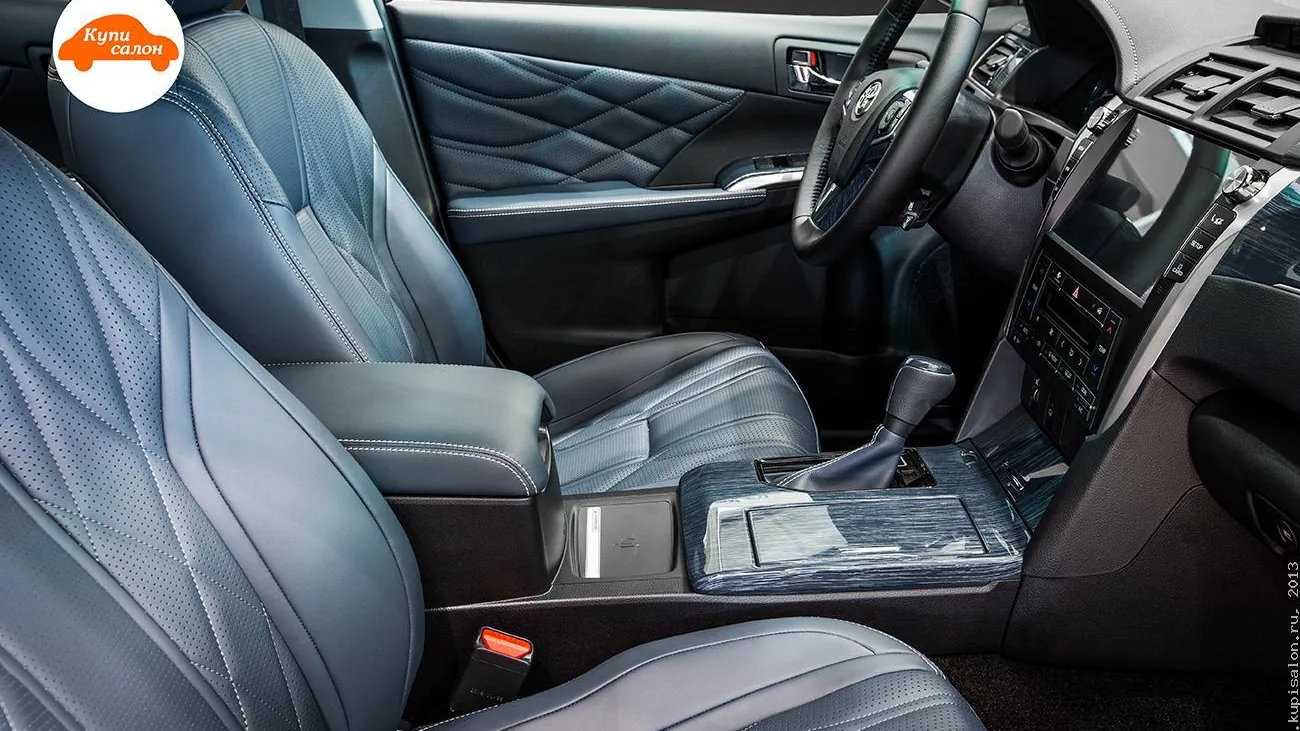 Toyota Camry — Toyota Camry — перетяжка салона