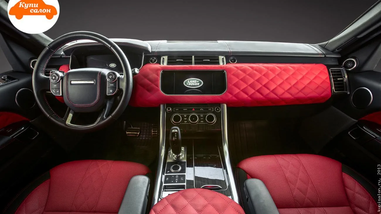 Перетяжка салона Land Rover Range Rover Sport красной кожей с ромбовидной строчкой и перфорацией