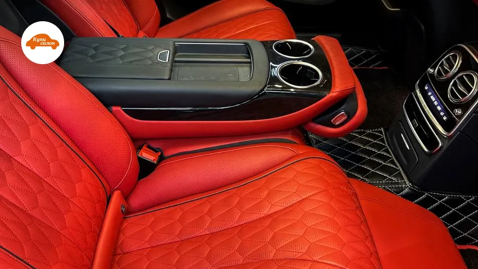 Салон Mercedes-Benz S-Class: красная обивка сидений с фигурной стёжкой и перфорацией — пример фигурной стёжки, фото КупиСалон