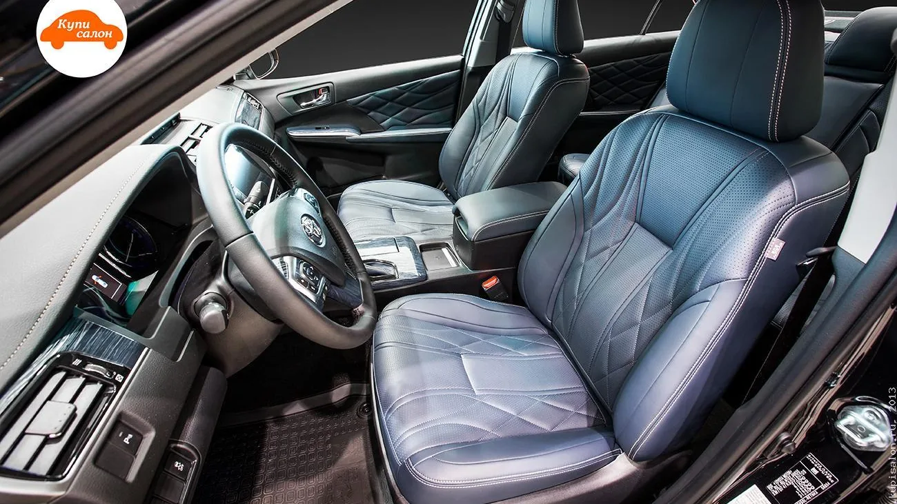 Toyota Camry — перетяжка салона