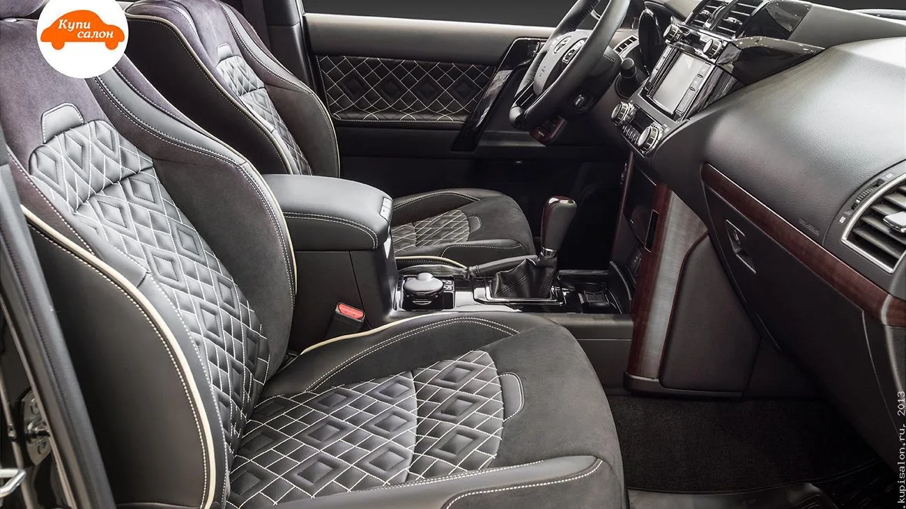 Перетяжка салона Toyota Land Cruiser Prado 150 черной кожей и алькантарой с ромбовидной строчкой