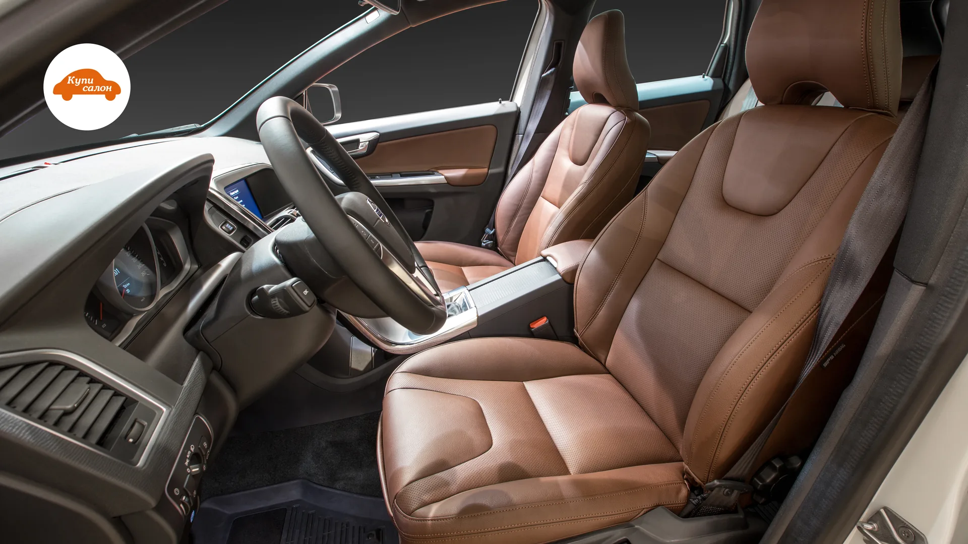 Перетяжка сидений Volvo XC60 — передние сиденья и торпедо через водительскую дверь